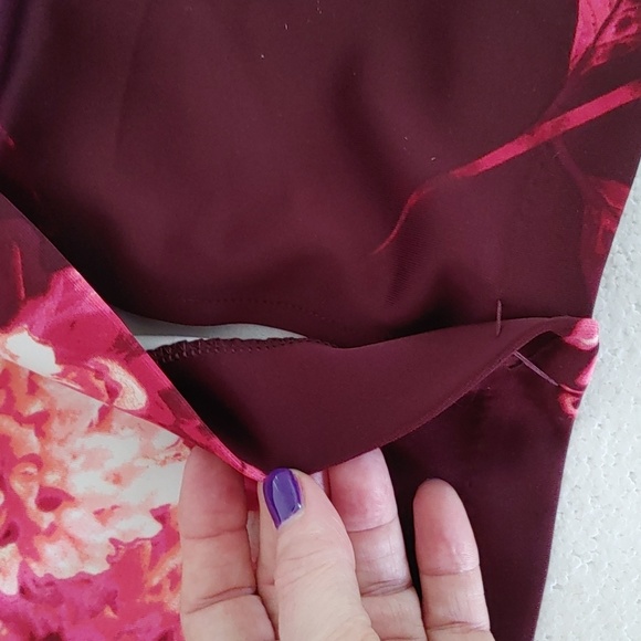 New York and Company Scuba Skirt Size 0 - Picture 4 of 8